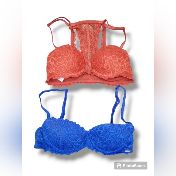 4 VICTORIA SECRET BRAS SIZE 32B - Picture 2 of 9